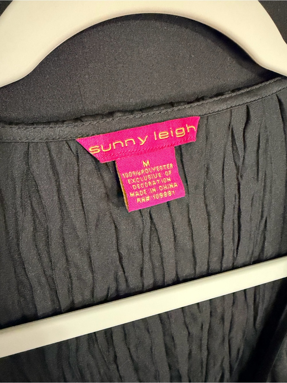 Sunny Leigh M Black Satin-Lace Wrap Blouse Ruffle collar Wrinkle pleated texture - Picture 6 of 14